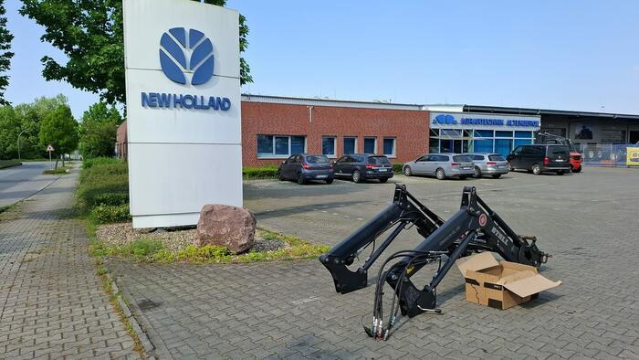 Carregador frontal para o trator Stoll ClassicLine CL755 + Solid 35-18 P "2 Lader / 2 Loader": foto 12