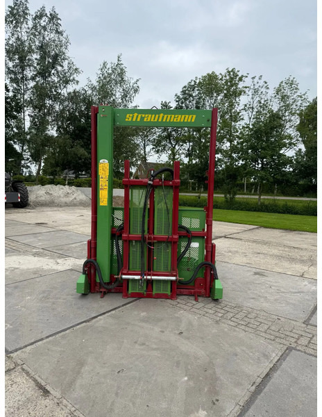 Strautmann Hydrofox HQ PLUS 2800 Siloblockschneider Kuilvoersnijder - Equipamento de gado: foto 4 Strautmann Hydrofox HQ PLUS 2800 Siloblockschneider Kuilvoersnijder - Equipamento de gado: foto 4