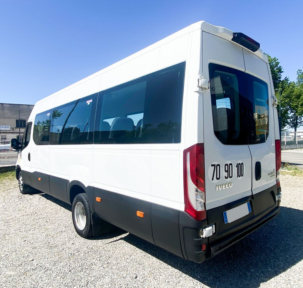 IVECO DAILY LINE 2016 - Minibus, Furgão de passageiros: foto 5 IVECO DAILY LINE 2016 - Minibus, Furgão de passageiros: foto 5