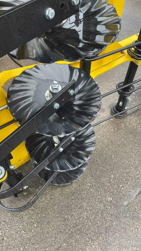 Bednar Striegl PN 6000 - Grade de dentes flexíveis: foto 2 Bednar Striegl PN 6000 - Grade de dentes flexíveis: foto 2