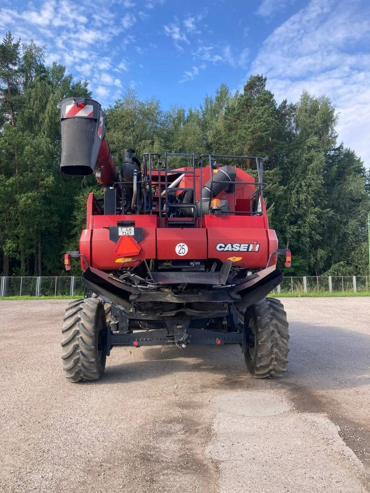 Case IH 7230 - Ceifeira debulhadora: foto 4 Case IH 7230 - Ceifeira debulhadora: foto 4