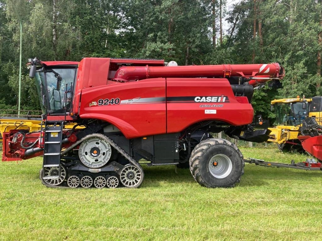 Case IH 9240 - Ceifeira debulhadora: foto 2 Case IH 9240 - Ceifeira debulhadora: foto 2