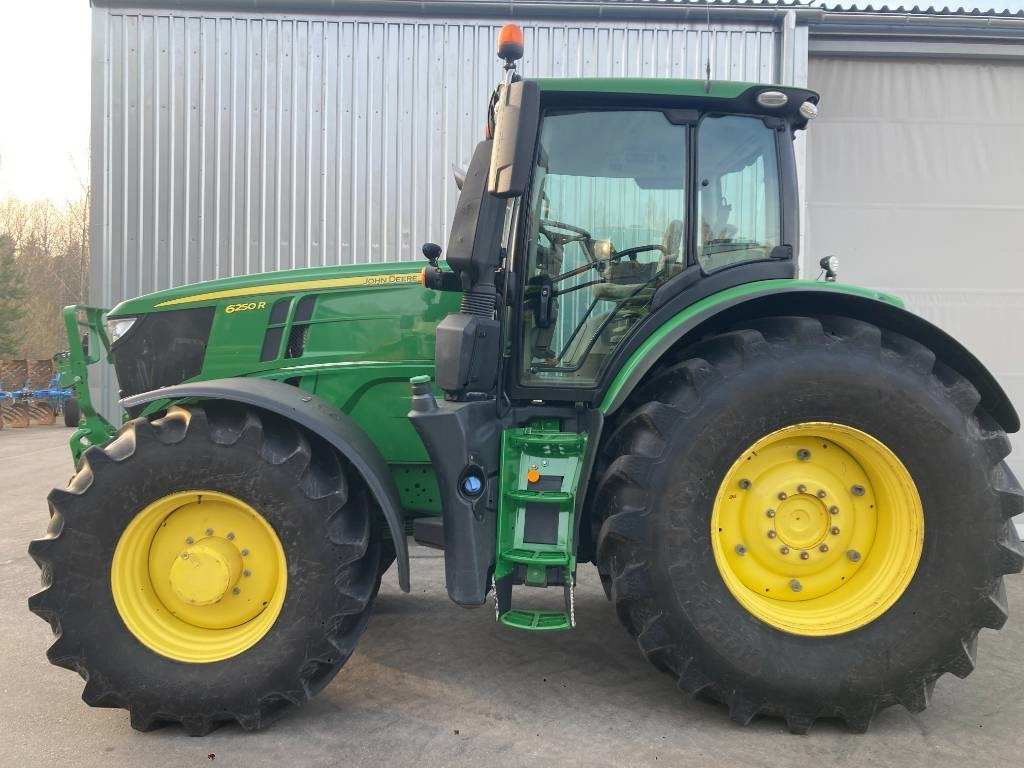 John Deere 6250 R - Trator: foto 2 John Deere 6250 R - Trator: foto 2