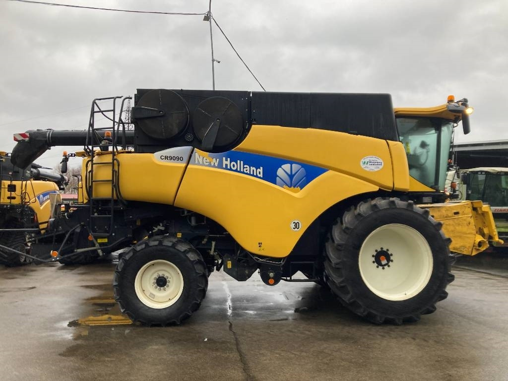 New Holland CR 9090 Elevation - Ceifeira debulhadora: foto 4 New Holland CR 9090 Elevation - Ceifeira debulhadora: foto 4
