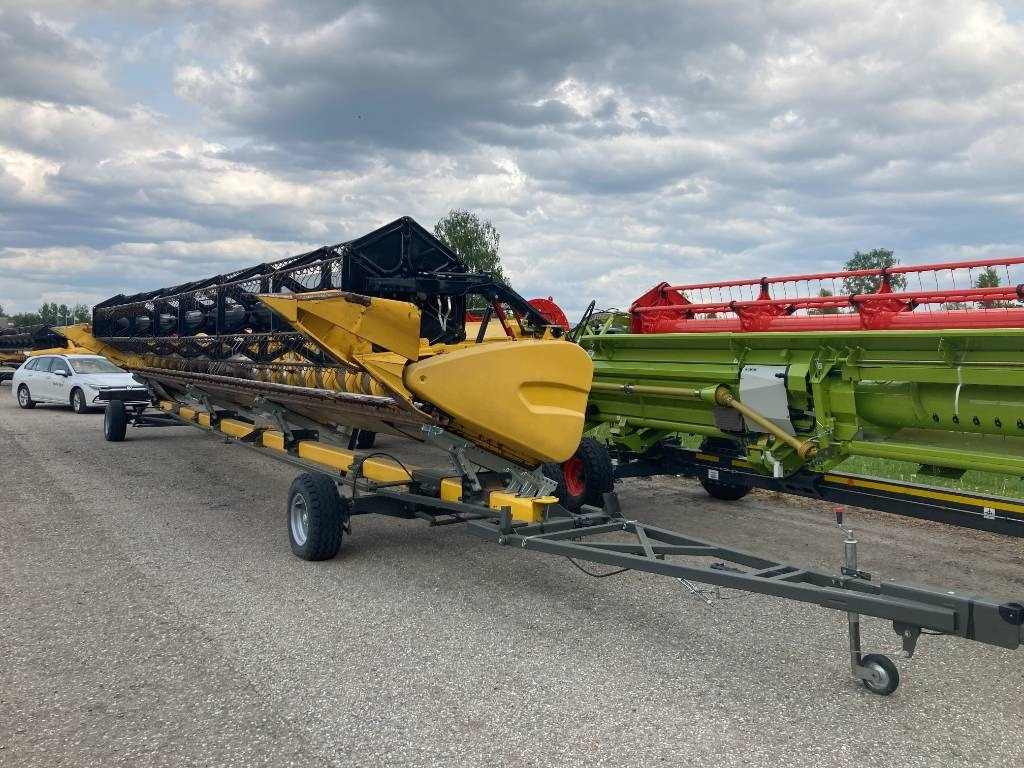 New Holland Varifeed 41V - Equipamento para colheitadeira: foto 5 New Holland Varifeed 41V - Equipamento para colheitadeira: foto 5