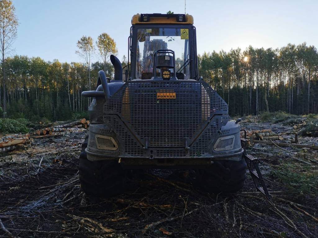 Ponsse Buffalo 8W - Forwarder: foto 2 Ponsse Buffalo 8W - Forwarder: foto 2