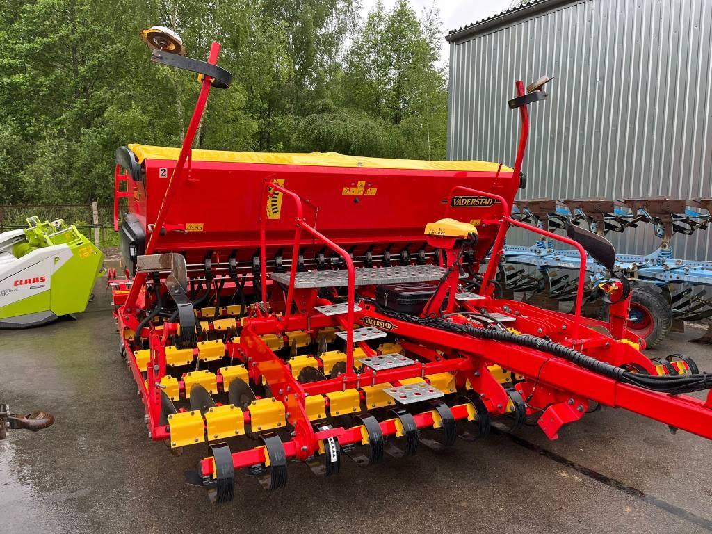 Vaderstad Rapid RD400C - Semeadora combinada: foto 1 Vaderstad Rapid RD400C - Semeadora combinada: foto 1