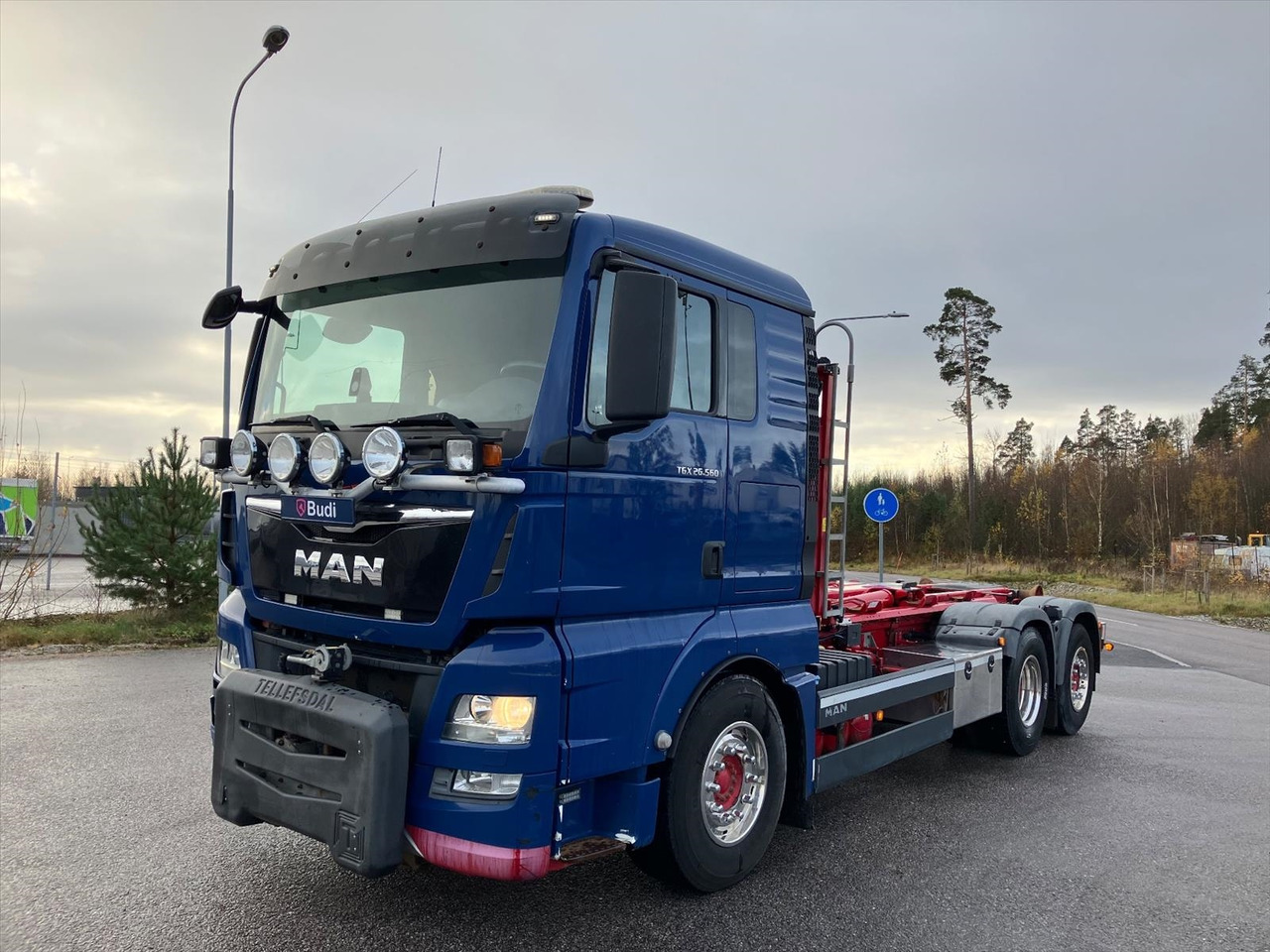 Lastväxlare MAN TGX 26.560 6X2 -2015 | Hiab | Plogutrustad - Camião polibenne: foto 1 Lastväxlare MAN TGX 26.560 6X2 -2015 | Hiab | Plogutrustad - Camião polibenne: foto 1