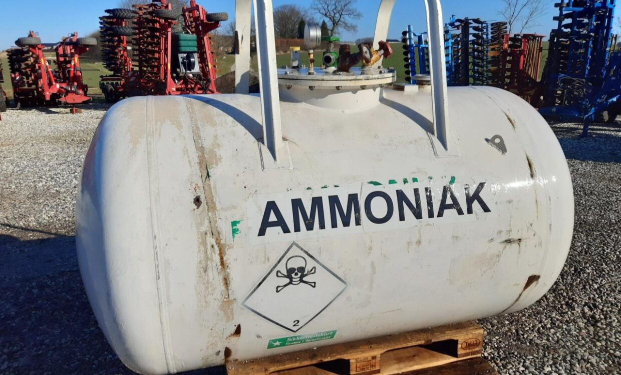 Agrodan Ammoniaktank 1200 kg - Equipamento de fertilização, Depósito de armazenamento: foto 2 Agrodan Ammoniaktank 1200 kg - Equipamento de fertilização, Depósito de armazenamento: foto 2