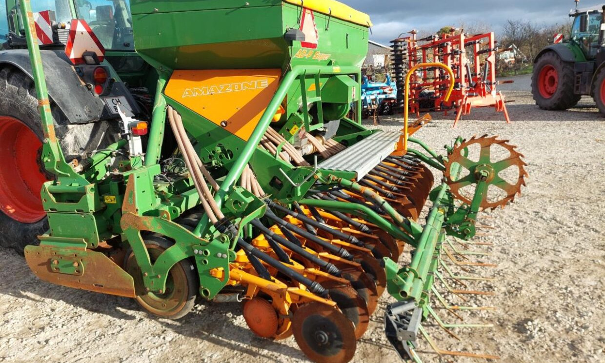 Amazone AD-P 403 / KG 4000 Super - Semeadora combinada: foto 3 Amazone AD-P 403 / KG 4000 Super - Semeadora combinada: foto 3