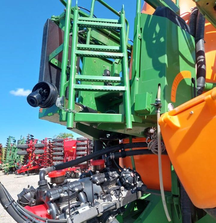 Pulverizador de arrastar Amazone UX 6200 SUPER - 36-30-24m: foto 12