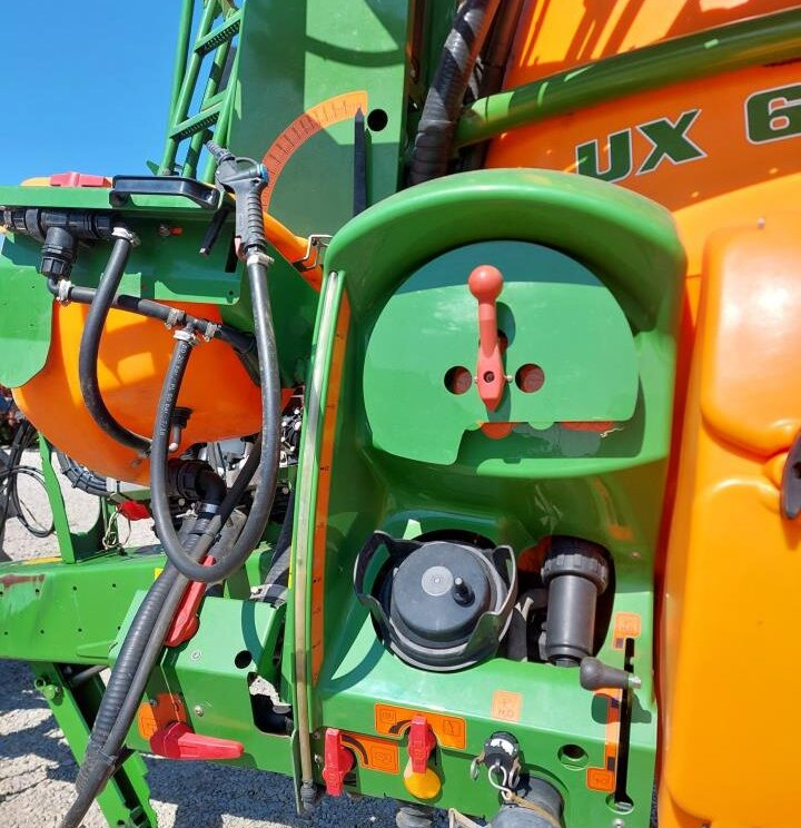 Pulverizador de arrastar Amazone UX 6200 SUPER - 36-30-24m: foto 6