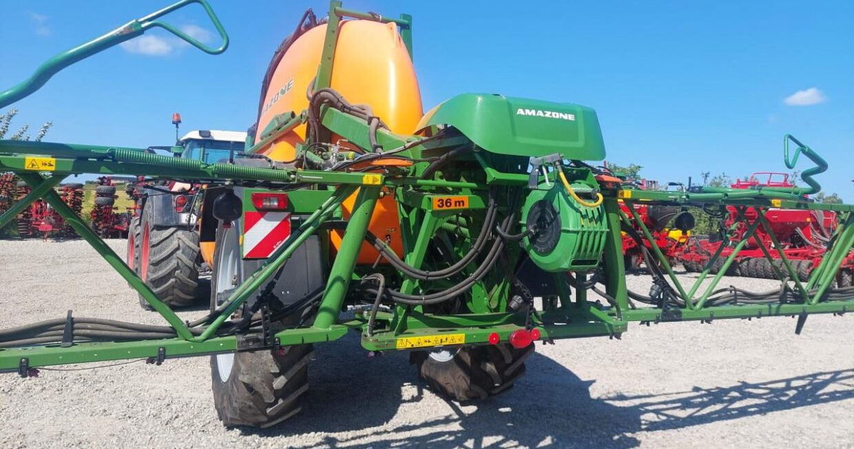 Pulverizador de arrastar Amazone UX 6200 SUPER - 36-30-24m: foto 10