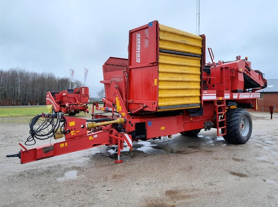 Grimme SE 150-60 NB - Colheitadeira de batatas: foto 2 Grimme SE 150-60 NB - Colheitadeira de batatas: foto 2