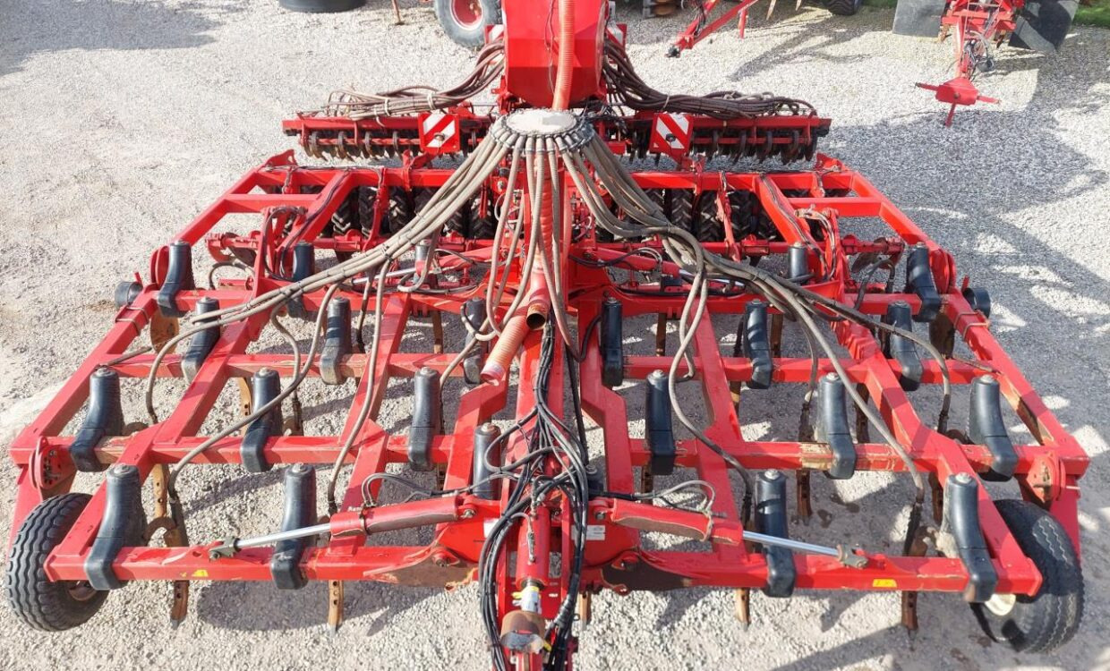 Horsch Tiger 6 AS / Pronto 6 TD - Grade: foto 1 Horsch Tiger 6 AS / Pronto 6 TD - Grade: foto 1