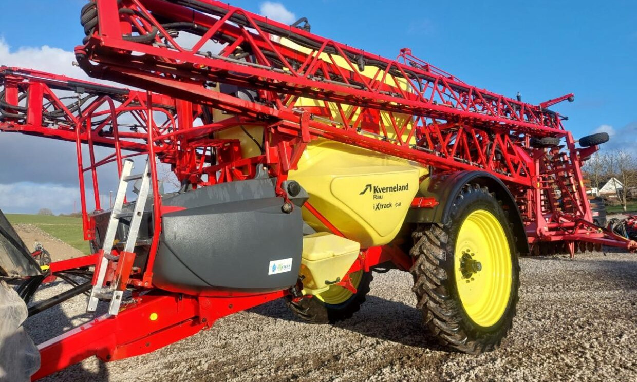 Pulverizador de arrastar Kverneland IXtrack C60 - 36m: foto 18