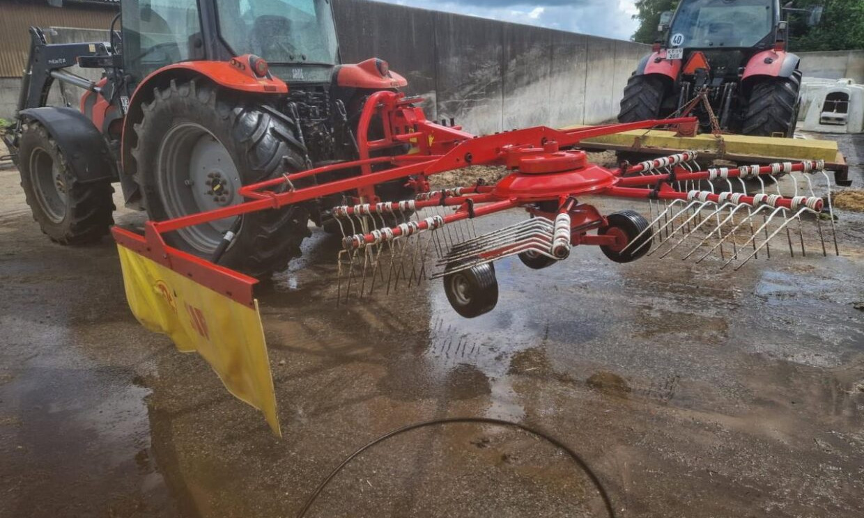 SIP 350 T rive - Ancinho enleirador: foto 1 SIP 350 T rive - Ancinho enleirador: foto 1