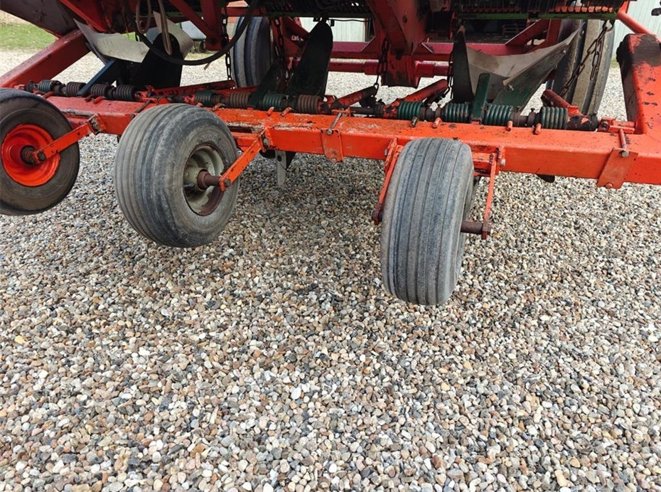 Semeador de batatas Structural 3 rækket: foto 19 Semeador de batatas Structural 3 rækket: foto 19