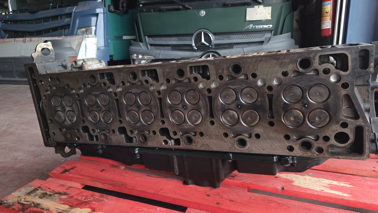 Cabeça do motor para Camião MERCEDES-BENZ OM 470 LA: foto 10