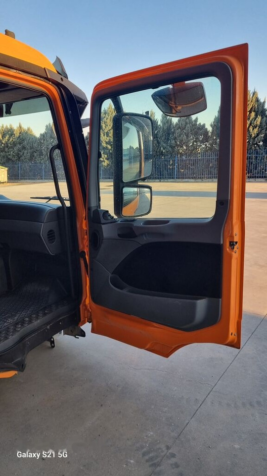 Cabine para Camião Mercedes-Benz CAB MERCEDES ACTROS MP3 MEDIUM 9436000020   Mercedes-Benz ACTROS MP3: foto 10