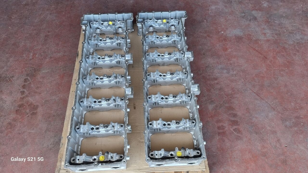 Mercedes-Benz CAMSHAFT HOUSING Mercedes-Benz ACTROS MP4 EURO 6 - Motor e peças para Camião: foto 4 Mercedes-Benz CAMSHAFT HOUSING Mercedes-Benz ACTROS MP4 EURO 6 - Motor e peças para Camião: foto 4