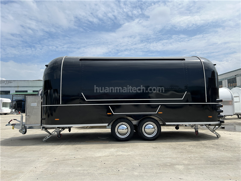 Burger Van Black Airstream Food Truck,Food Trailer,foodtruck - Roulote bar: foto 2 Burger Van Black Airstream Food Truck,Food Trailer,foodtruck - Roulote bar: foto 2