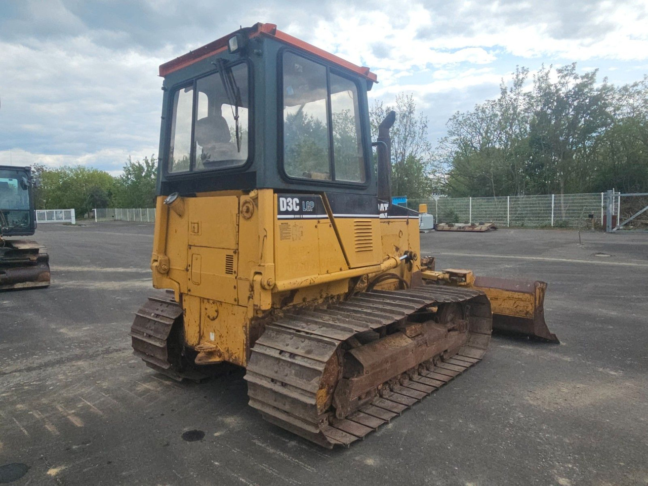 CAT D3C Raupe - Buldôzer: foto 3 CAT D3C Raupe - Buldôzer: foto 3