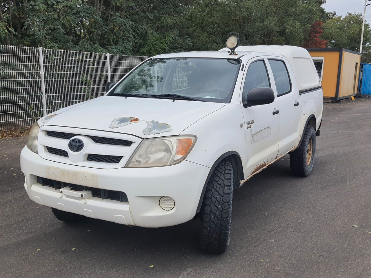 Toyota Hilux Double Cab 4x4 - SUV: foto 1 Toyota Hilux Double Cab 4x4 - SUV: foto 1