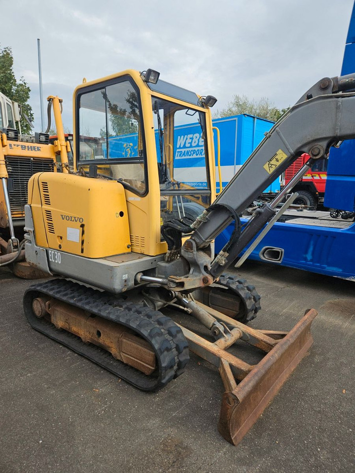 Volvo EC30 Minibagger - Mini escavadeira: foto 4 Volvo EC30 Minibagger - Mini escavadeira: foto 4