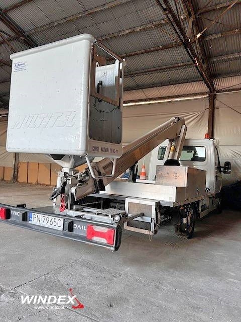 Multitel 160 Alu DS - Caminhão com plataforma aérea: foto 4 Multitel 160 Alu DS - Caminhão com plataforma aérea: foto 4