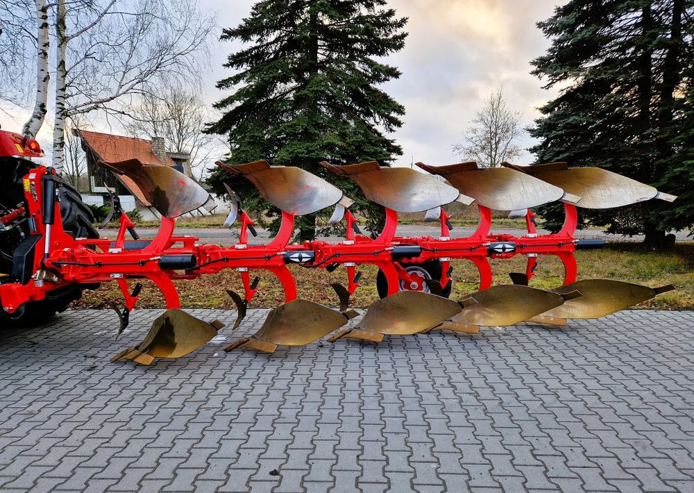 Gregoire Besson Gregoire Besson Rover 70 - Arado: foto 4 Gregoire Besson Gregoire Besson Rover 70 - Arado: foto 4