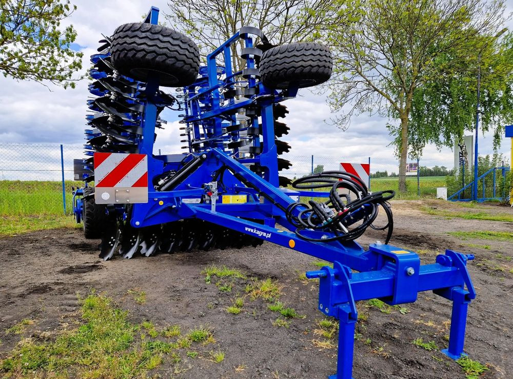 Köckerling Rebell classic 600 T - Maquina para lavrar a terra: foto 1 Köckerling Rebell classic 600 T - Maquina para lavrar a terra: foto 1