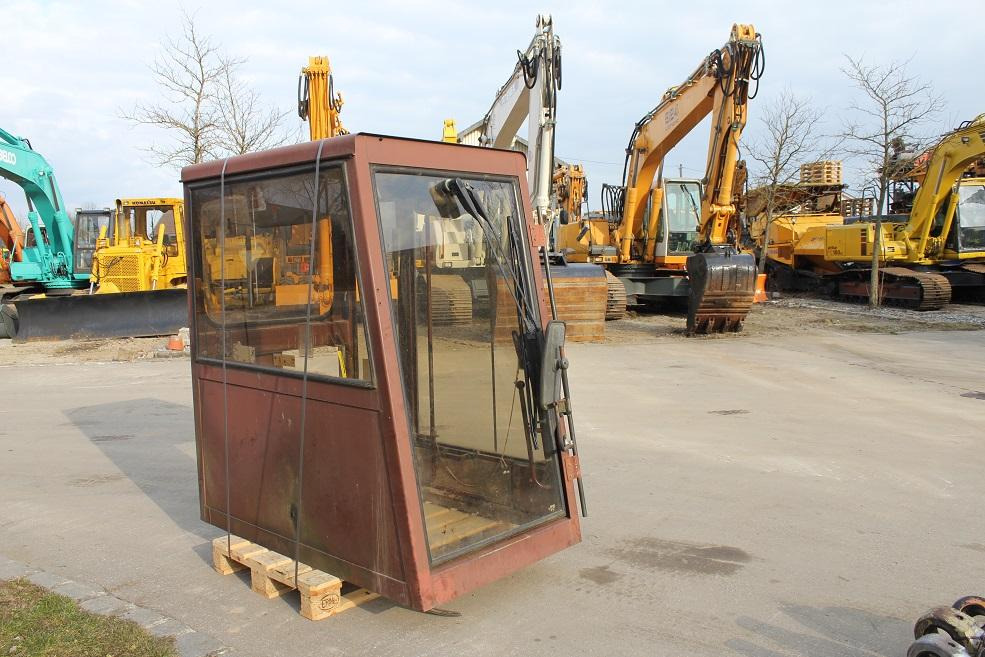 Case 1088 - Cabine para Máquina de construção: foto 3 Case 1088 - Cabine para Máquina de construção: foto 3