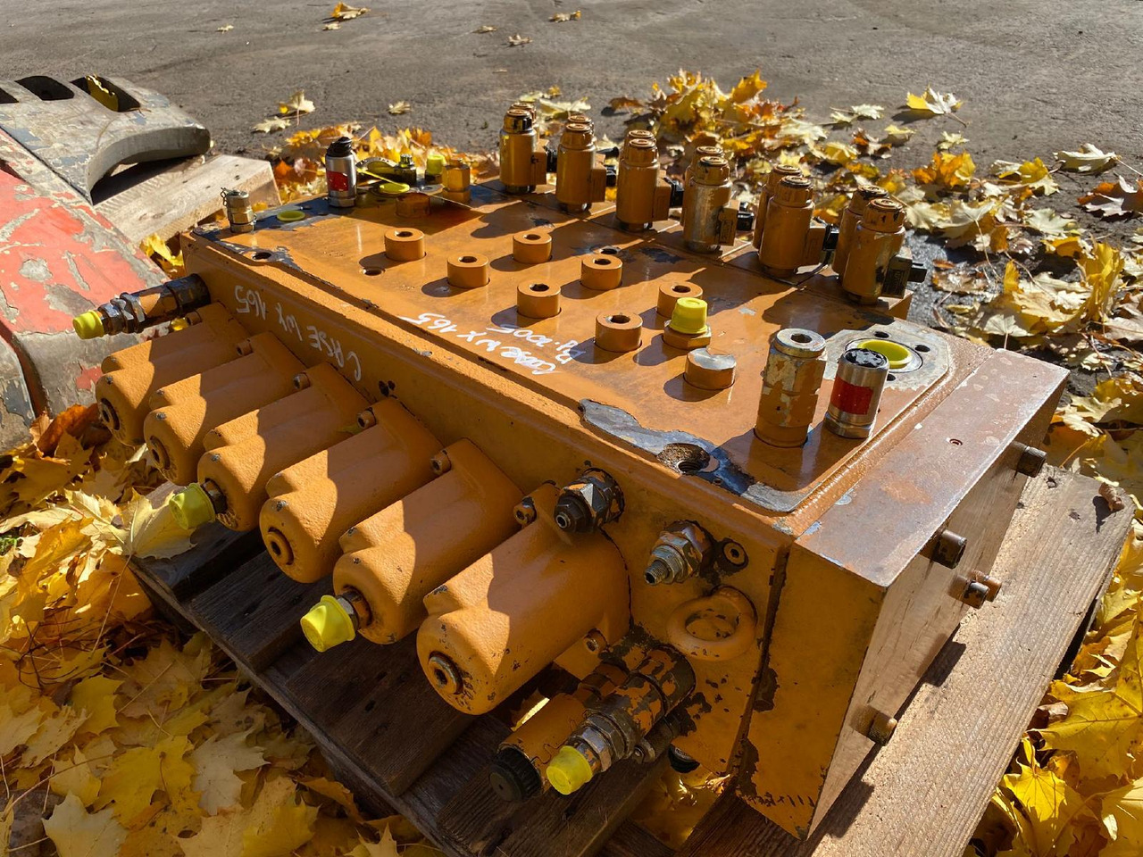 Case WX 165 - Válvula hidráulica para Máquina de construção: foto 1 Case WX 165 - Válvula hidráulica para Máquina de construção: foto 1