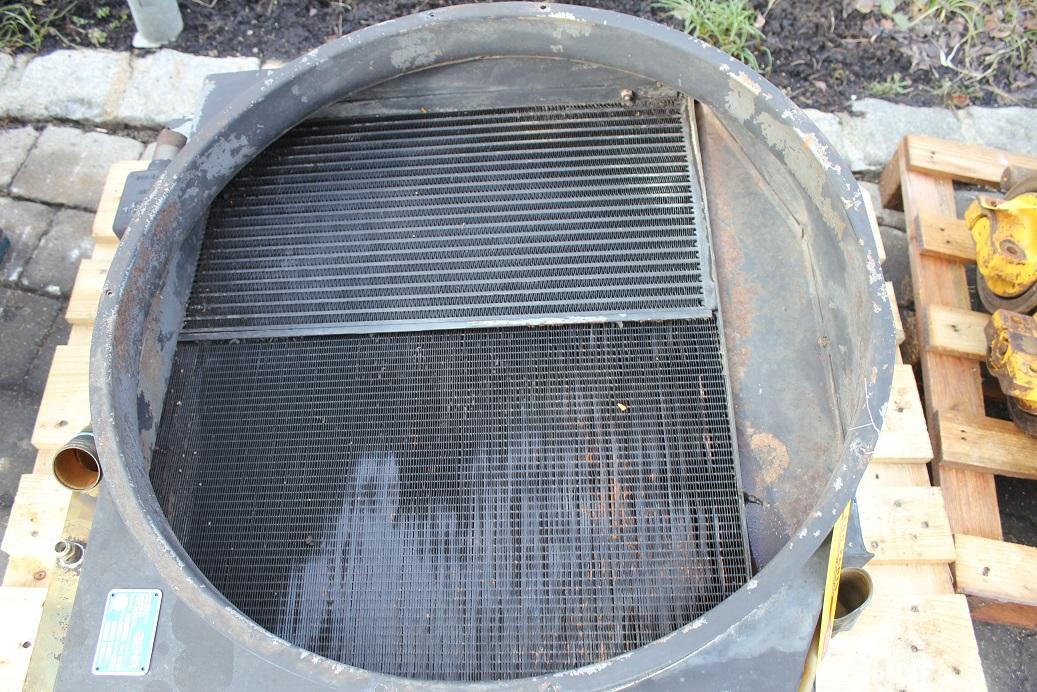 Caterpillar 206 BFT - Sistema de arrefecimento para Máquina de construção: foto 3 Caterpillar 206 BFT - Sistema de arrefecimento para Máquina de construção: foto 3