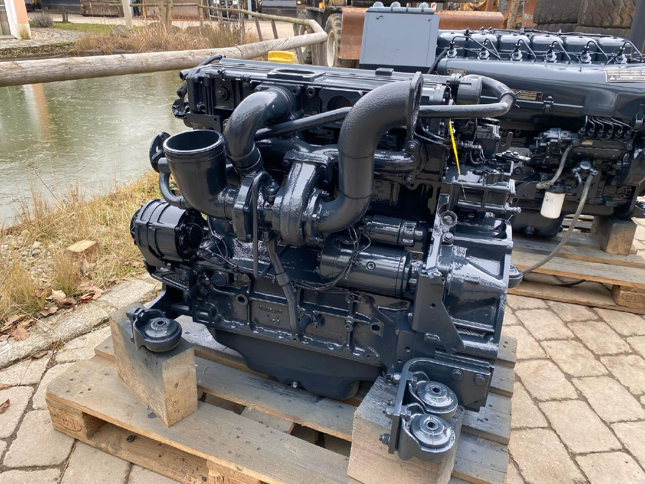 Deutz BF4M1013 aus Furukawa 320E - Motor para Máquina de construção: foto 1 Deutz BF4M1013 aus Furukawa 320E - Motor para Máquina de construção: foto 1