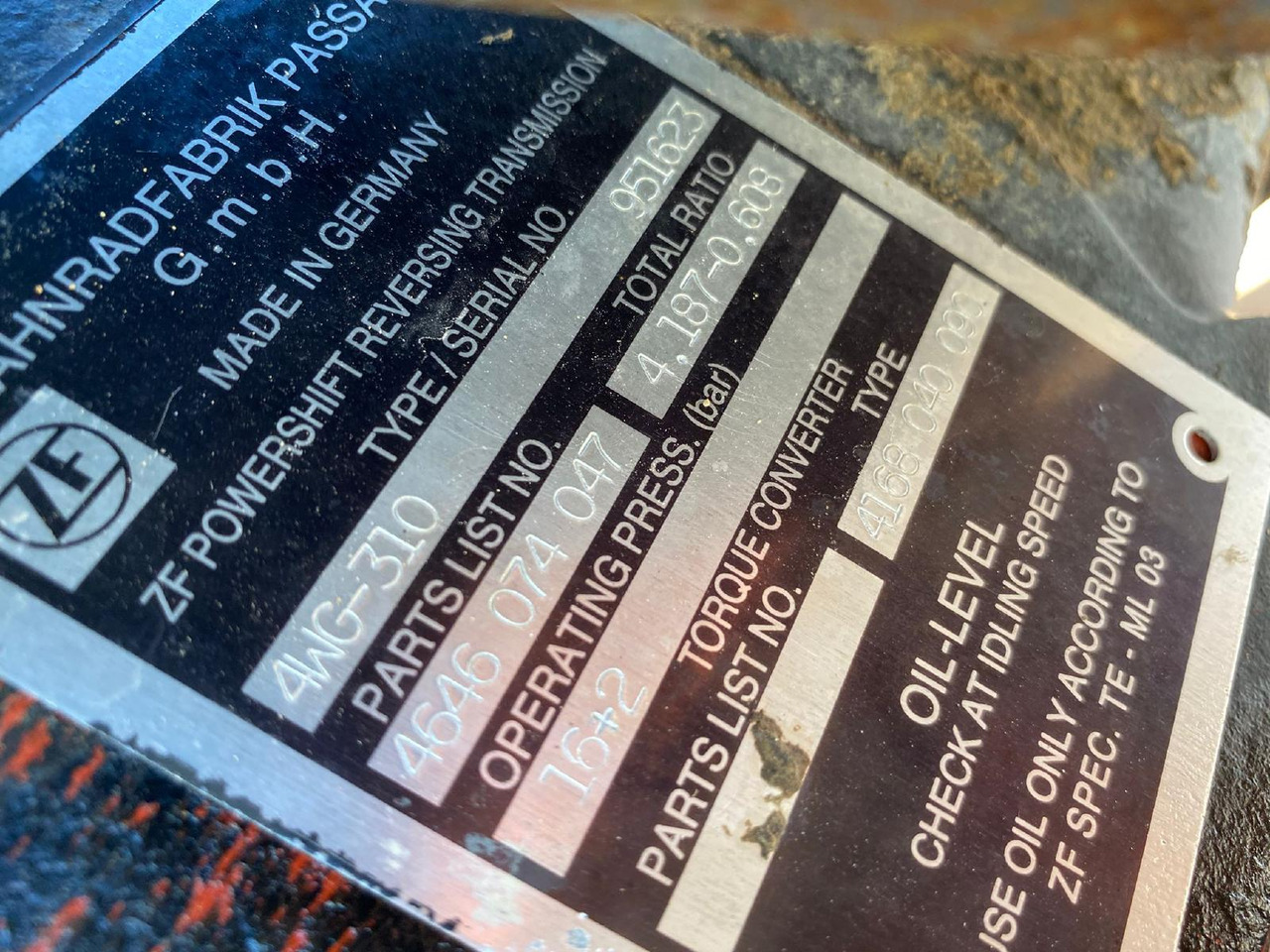 Doosan ZF 4WG 310 aus DL 500 - Caixa de velocidade para Máquina de construção: foto 4 Doosan ZF 4WG 310 aus DL 500 - Caixa de velocidade para Máquina de construção: foto 4