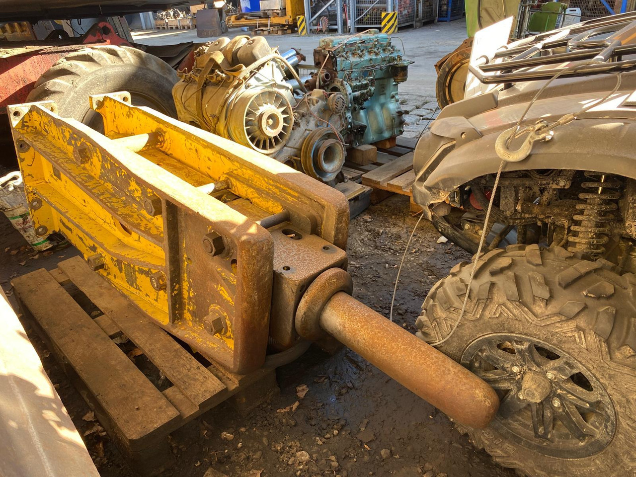 Furukawa Breaker KHB 150 - Martelo hidráulico para Máquina de construção: foto 1 Furukawa Breaker KHB 150 - Martelo hidráulico para Máquina de construção: foto 1