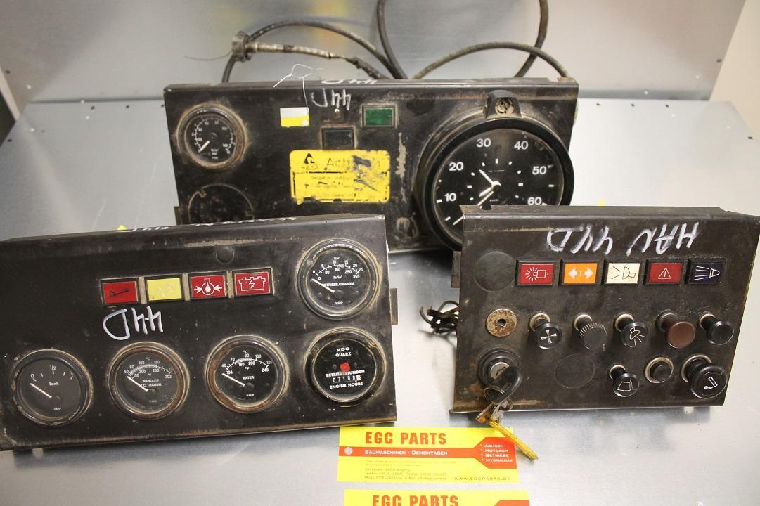 Hanomag 44D - Painel de instrumentos para Máquina de construção: foto 2 Hanomag 44D - Painel de instrumentos para Máquina de construção: foto 2