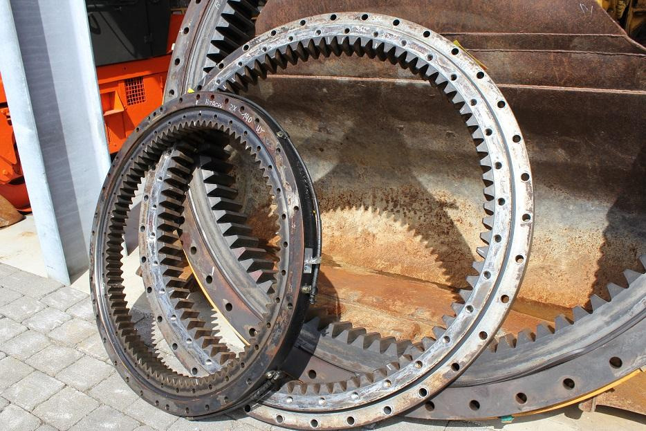Hitachi 220 - Coroa de giro para Máquina de construção: foto 2 Hitachi 220 - Coroa de giro para Máquina de construção: foto 2