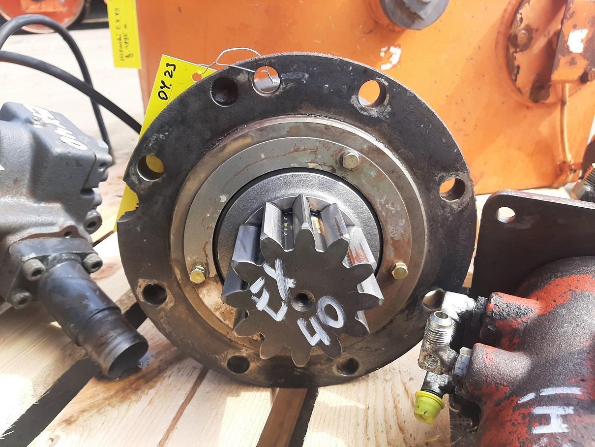 Hitachi EX 40 - Motor de giro para Máquina de construção: foto 3 Hitachi EX 40 - Motor de giro para Máquina de construção: foto 3