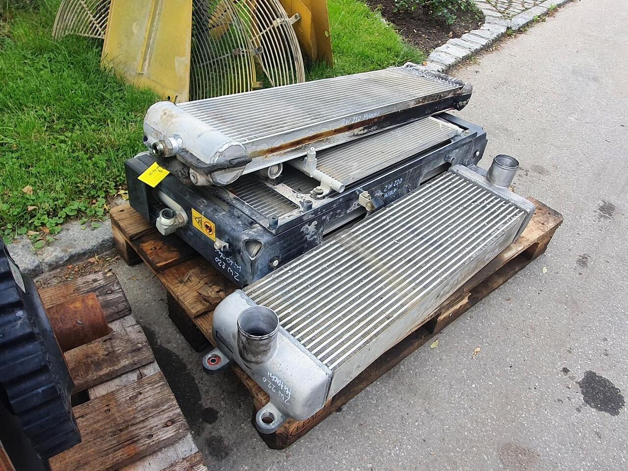 Hitachi ZW 220 - Sistema de arrefecimento para Máquina de construção: foto 5 Hitachi ZW 220 - Sistema de arrefecimento para Máquina de construção: foto 5