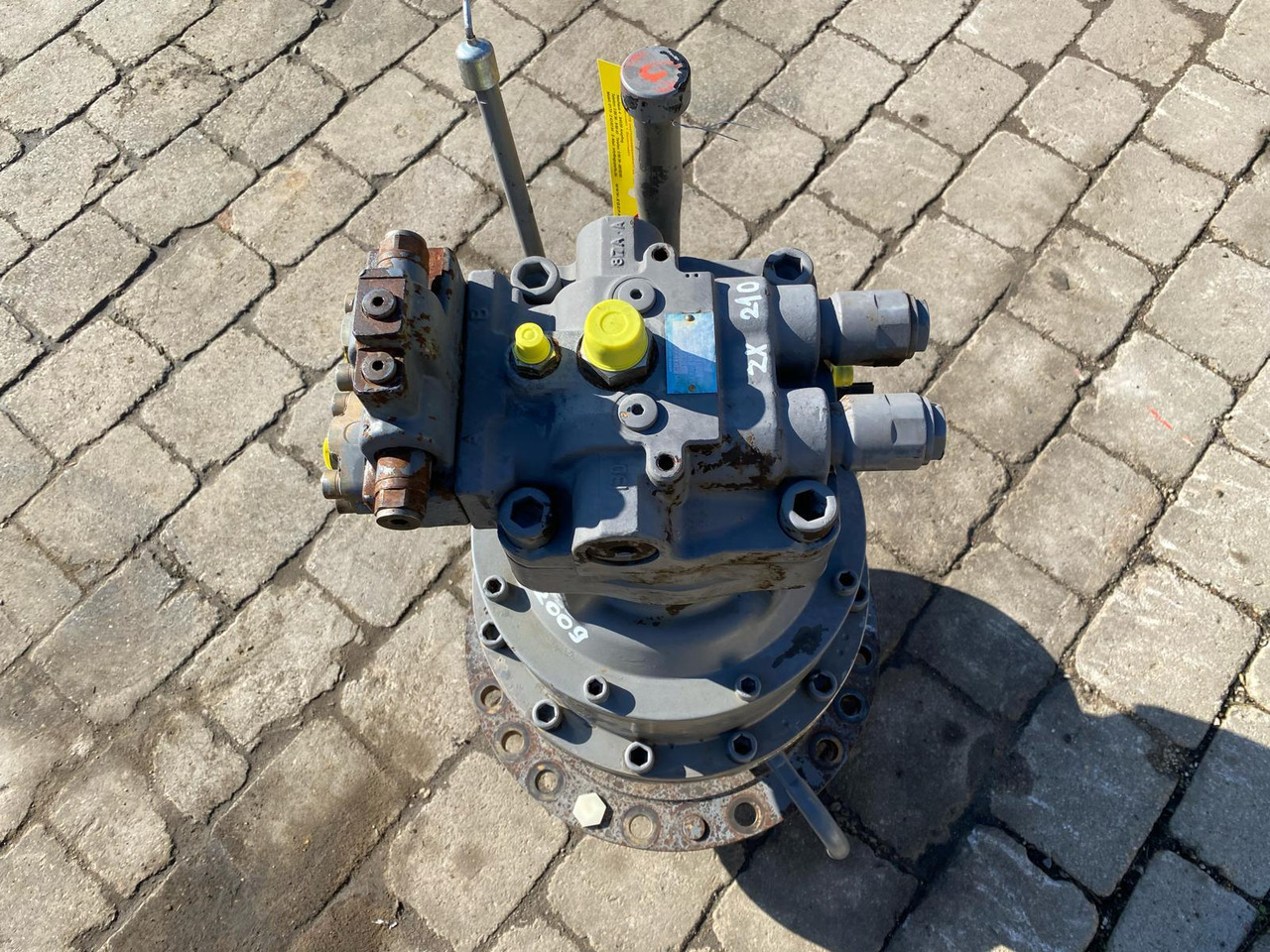 Hitachi ZX 210 - Motor de giro para Máquina de construção: foto 4 Hitachi ZX 210 - Motor de giro para Máquina de construção: foto 4