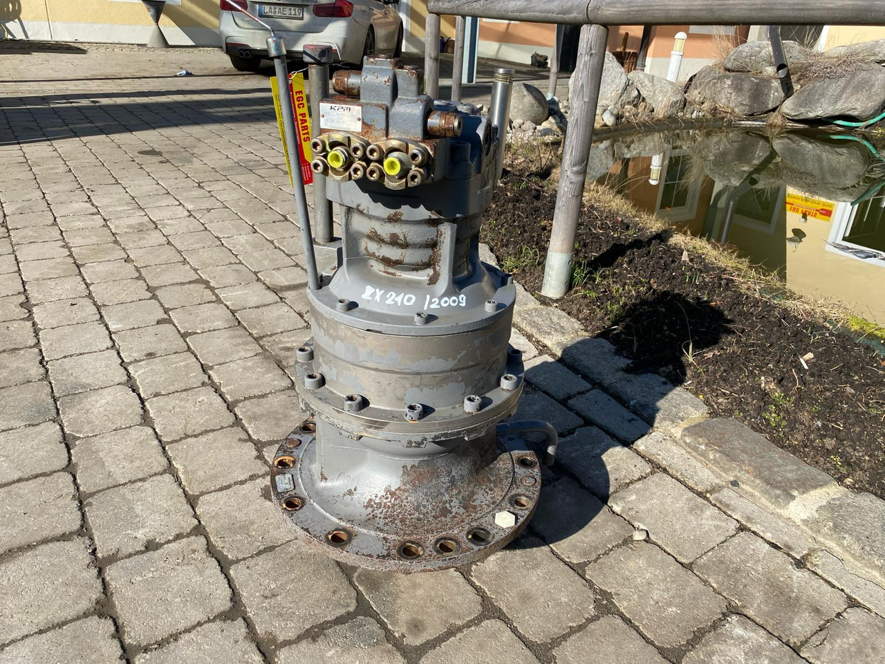 Hitachi ZX 210 - Motor de giro para Máquina de construção: foto 1 Hitachi ZX 210 - Motor de giro para Máquina de construção: foto 1