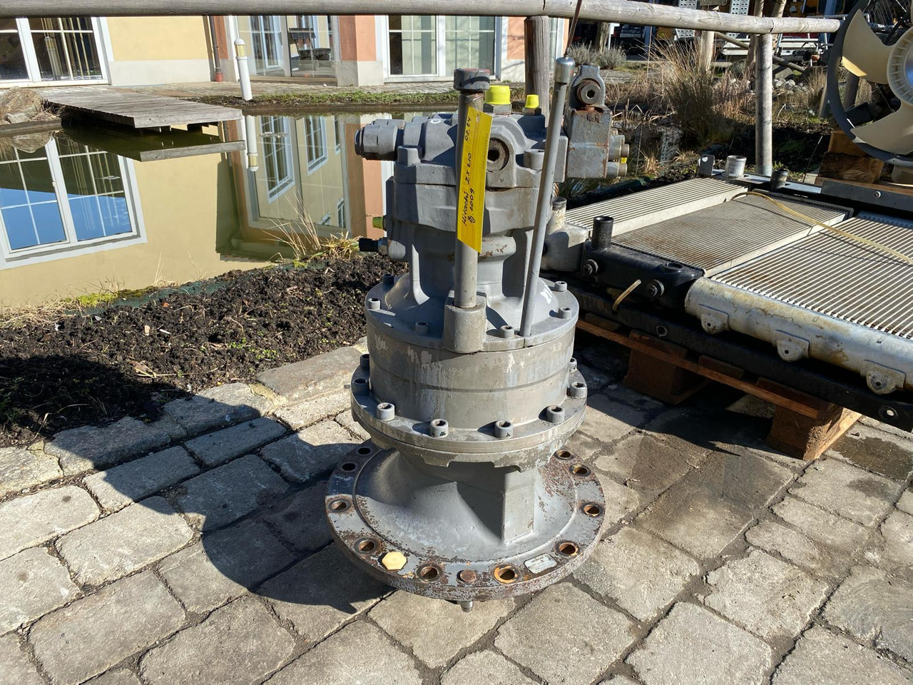 Hitachi ZX 210 - Motor de giro para Máquina de construção: foto 2 Hitachi ZX 210 - Motor de giro para Máquina de construção: foto 2