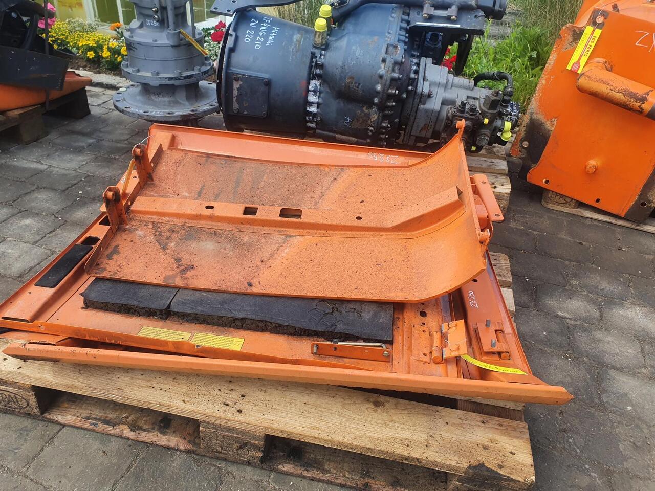 Hitachi ZX 250 - Carroceria e exterior para Escavadeira: foto 1 Hitachi ZX 250 - Carroceria e exterior para Escavadeira: foto 1