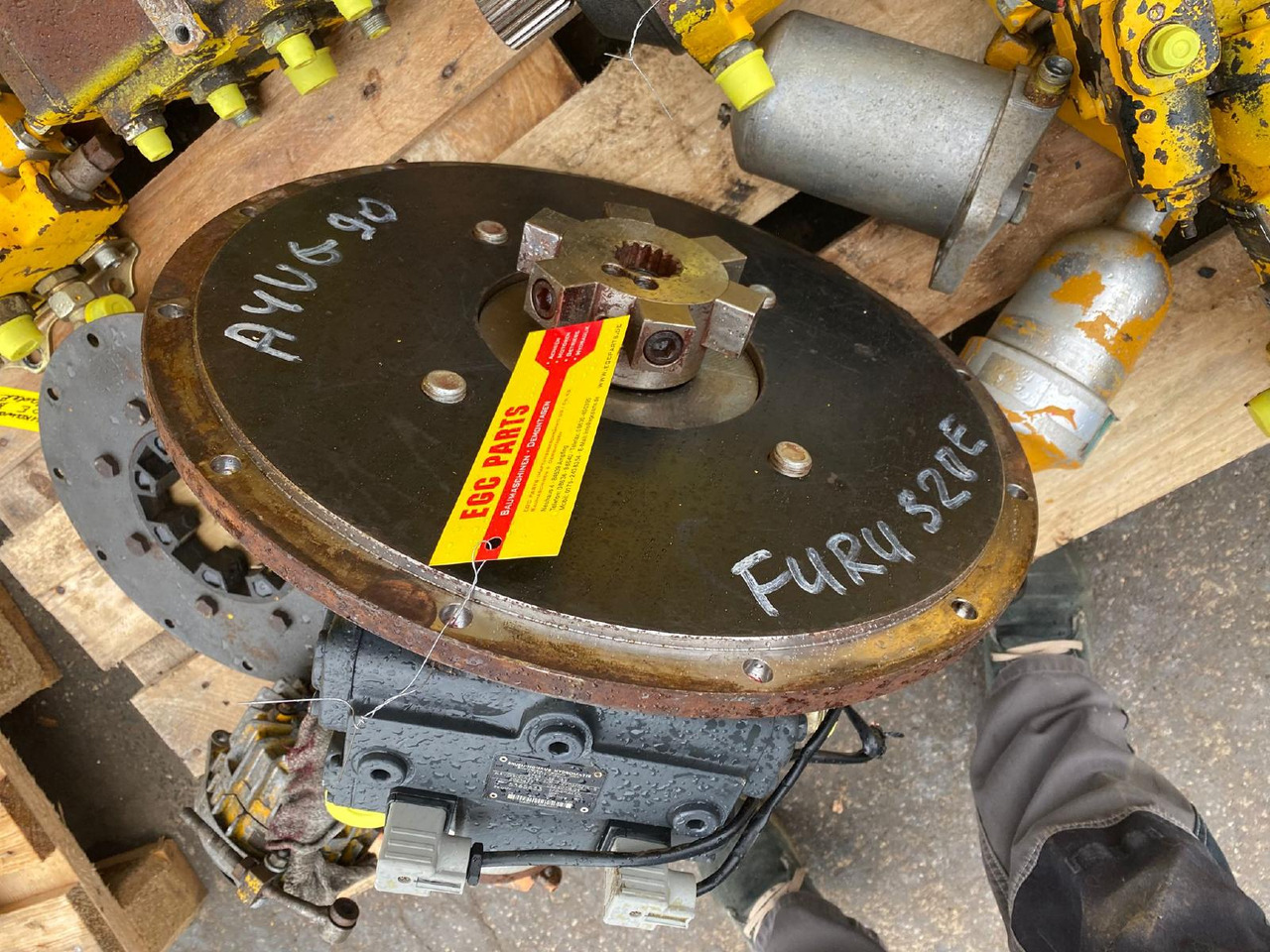 Hydromatik A4VG 90 aus Furukawa 320 E - Bomba hidráulica para Máquina de construção: foto 4 Hydromatik A4VG 90 aus Furukawa 320 E - Bomba hidráulica para Máquina de construção: foto 4