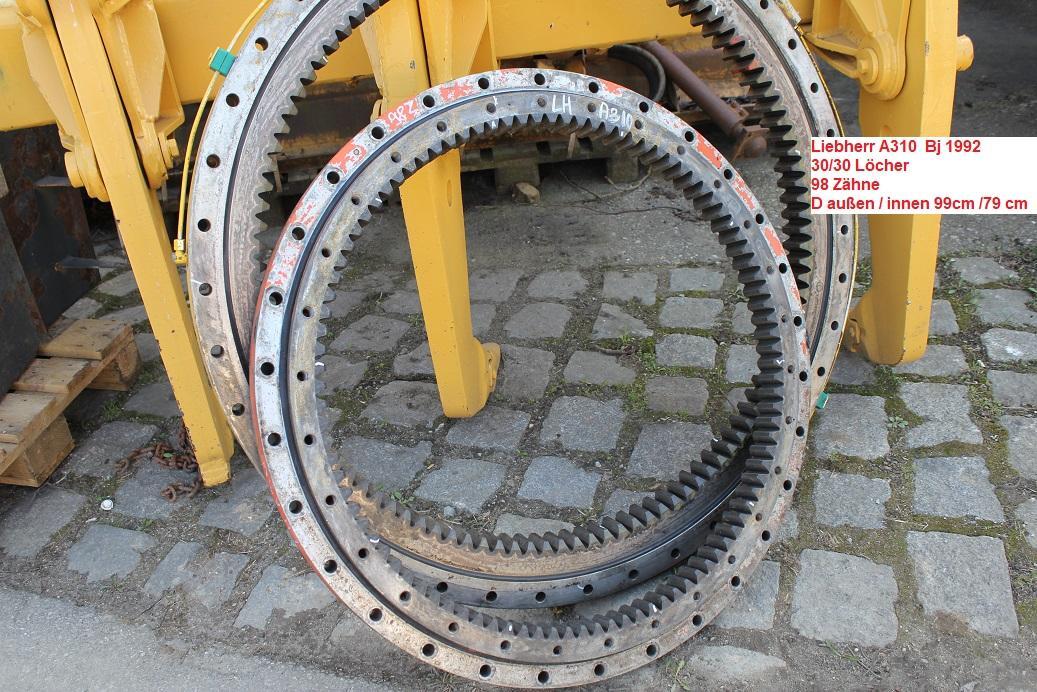 Liebherr A 310 - Coroa de giro para Máquina de construção: foto 1 Liebherr A 310 - Coroa de giro para Máquina de construção: foto 1