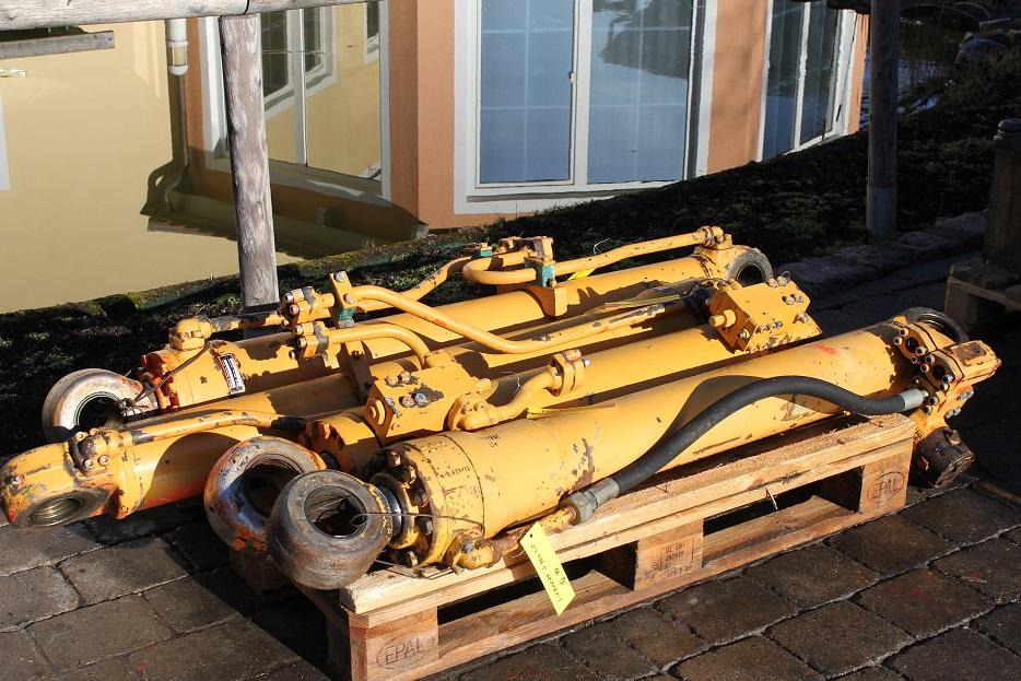 Liebherr A 902 LIT - Cilindro hidráulico para Máquina de construção: foto 3 Liebherr A 902 LIT - Cilindro hidráulico para Máquina de construção: foto 3