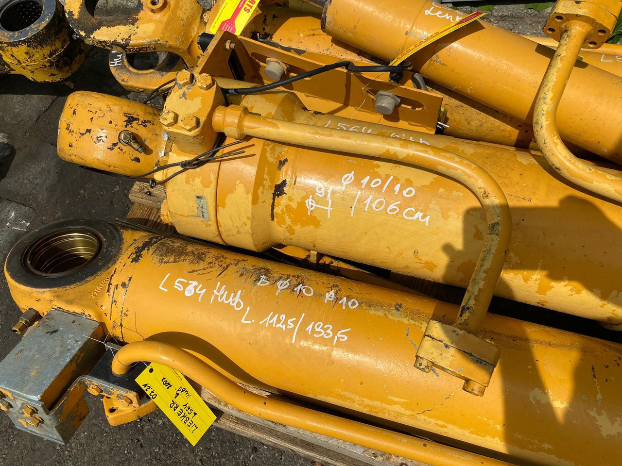 Cilindro hidráulico para Máquina de construção Liebherr L 564: foto 6 Cilindro hidráulico para Máquina de construção Liebherr L 564: foto 6